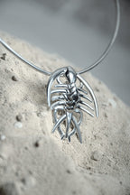 Collar/Prendedor Acanthopyge