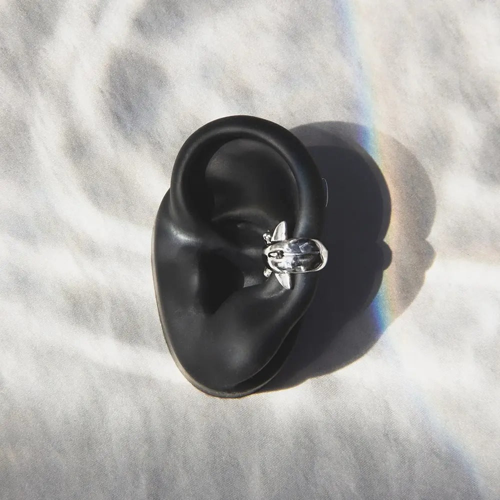 Earcuff Tiburón martillo