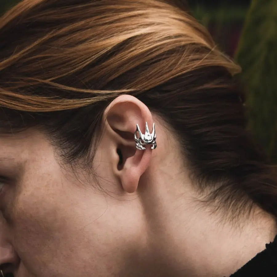 Earcuff Murciélago Nariz de Espada