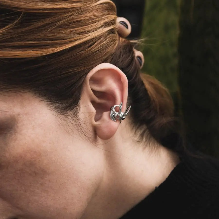 Earcuff Murciélago Nariz de Espada