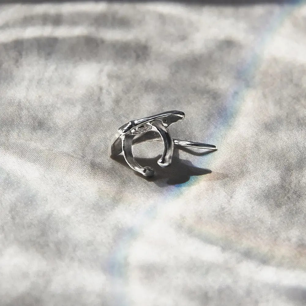 Earcuff Raya águila moteada